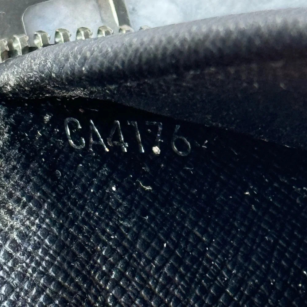 Authentic Black Damier Louis Vuitton Zippy Wallet